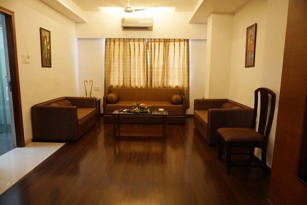 Executive Suite photo 1