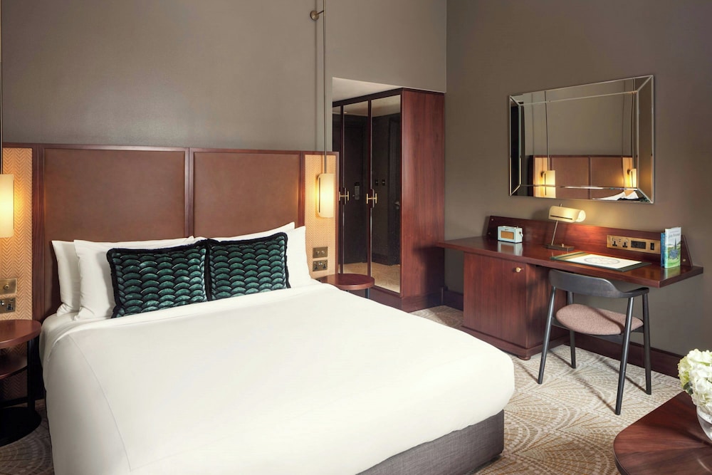 House, 1 King Bed