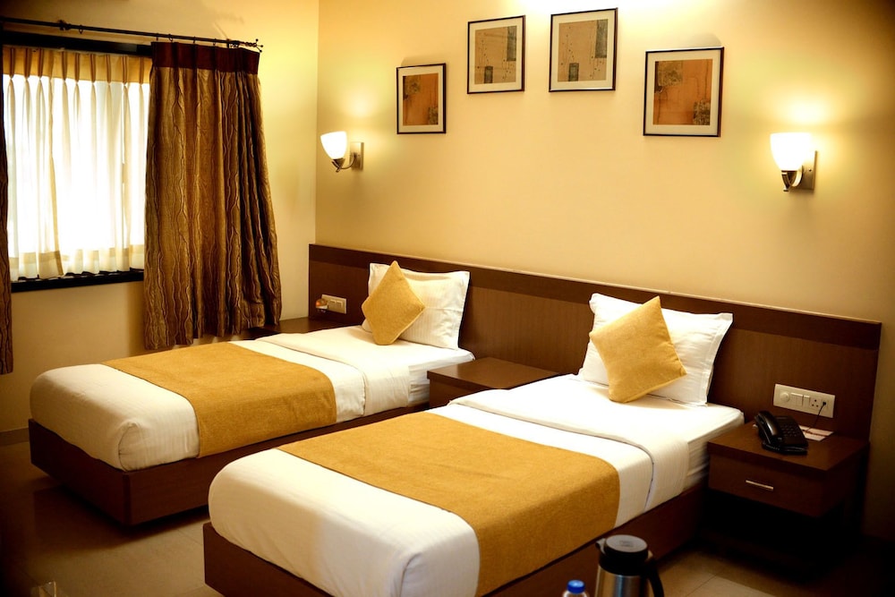 Club Room, 2 Twin Beds