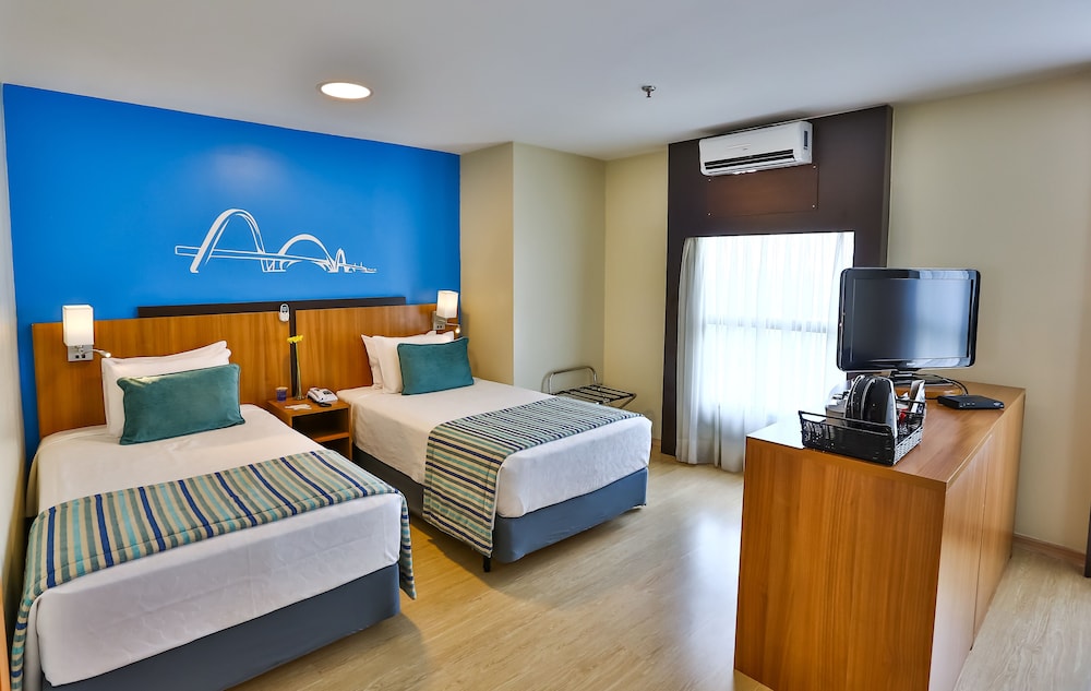 Deluxe Room, 2 Twin Beds, Non Smoking - Photo 1