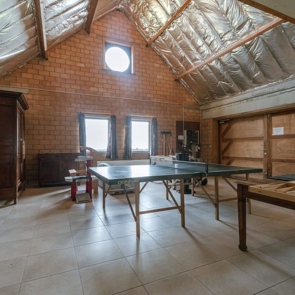Rustic Family Holiday Home for up to 8 People Located in the Green of the Countryside, Billede 8