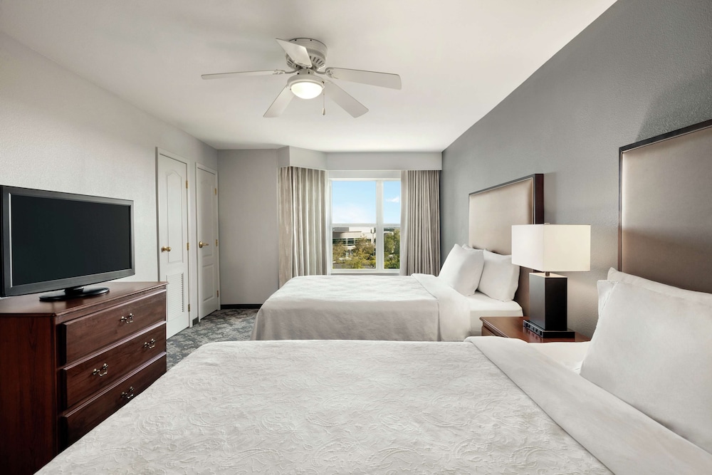 Suite, 2 Queen Beds, Accessible, Non Smoking - Photo 3