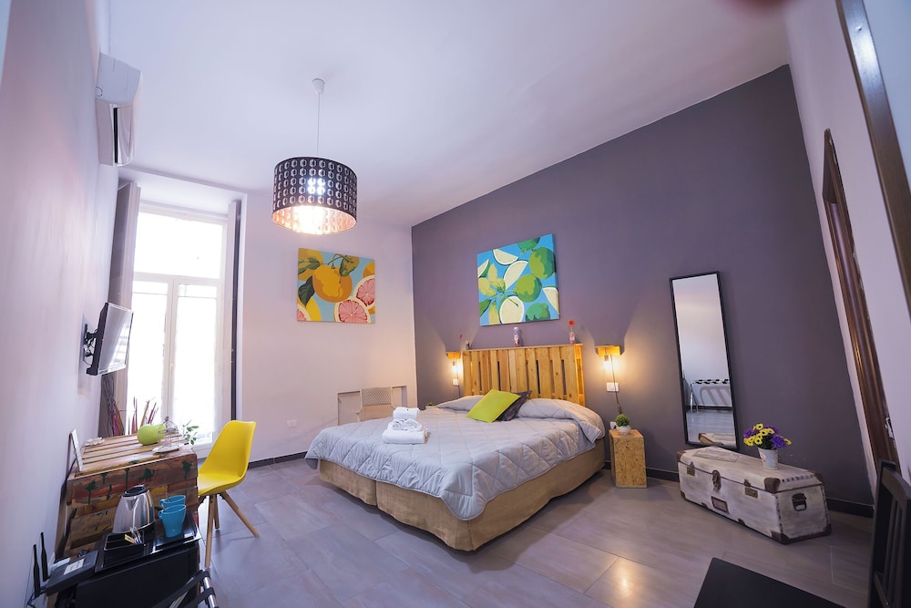 Junior Studio Suite, Balcony, Annex Building (Pzz Dante, Vico Carceri S. Felice 13)