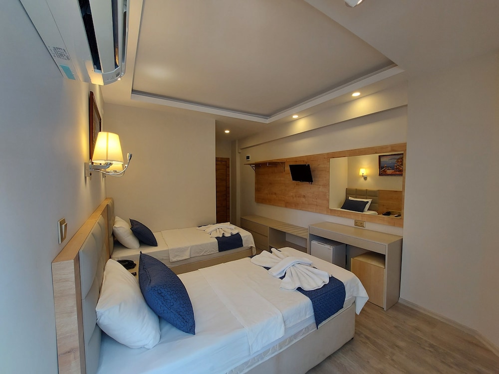 Standard Twin Room photo 3