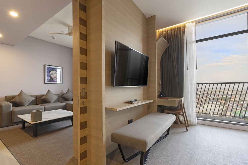 Studio Suite, Balcony, River View photo 2