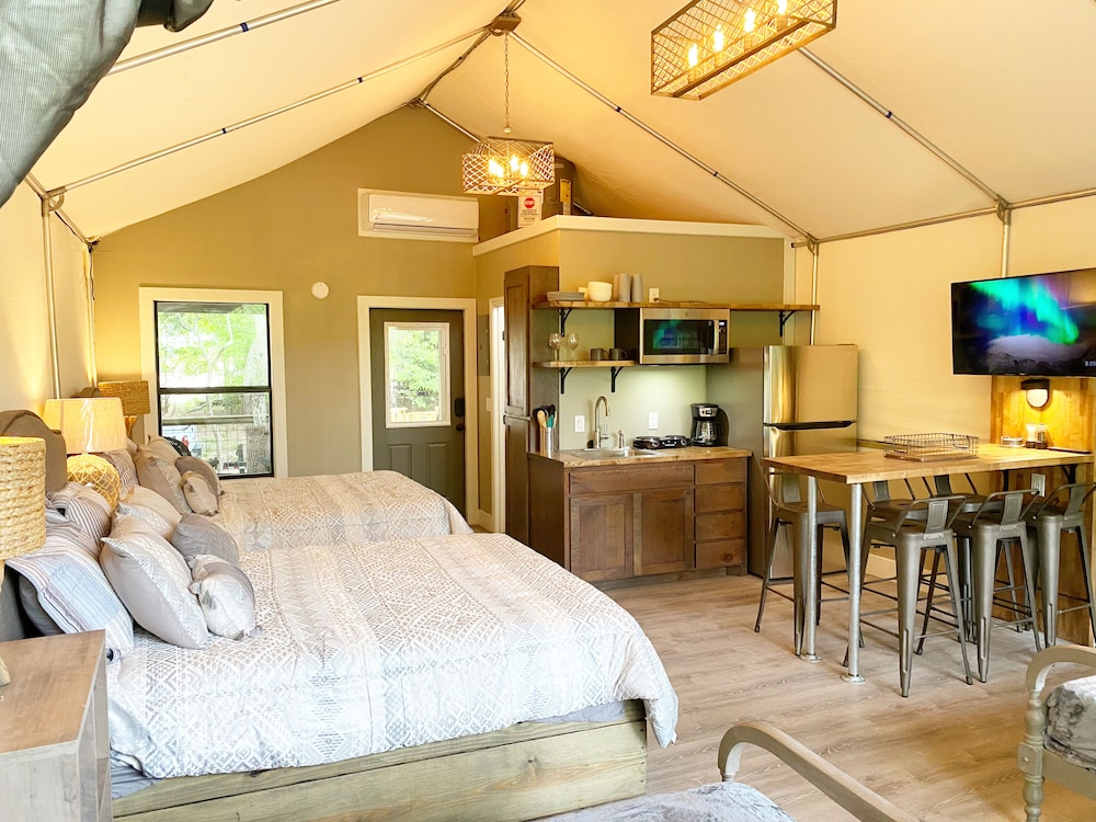 Cabin photo 1