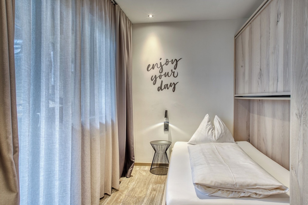 Deluxe Single Room photo 1