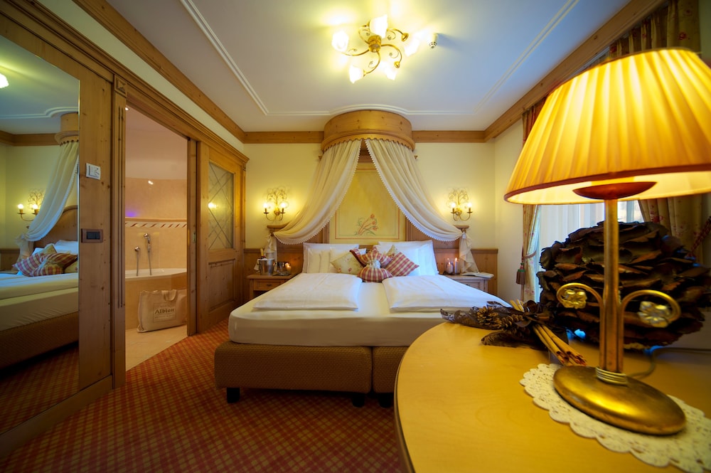 Family Suite photo 2