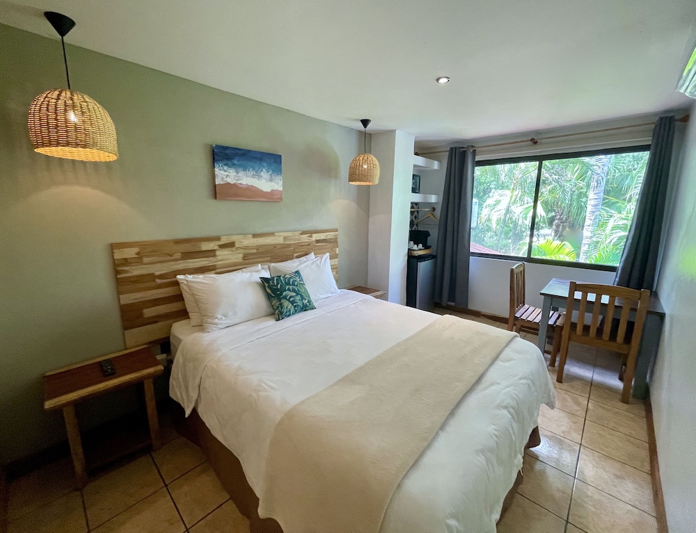 Standard Double Room, Refrigerator