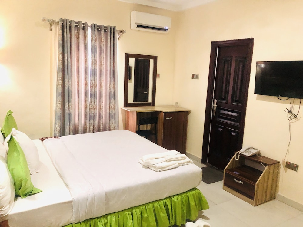Executive Room - Photo 2