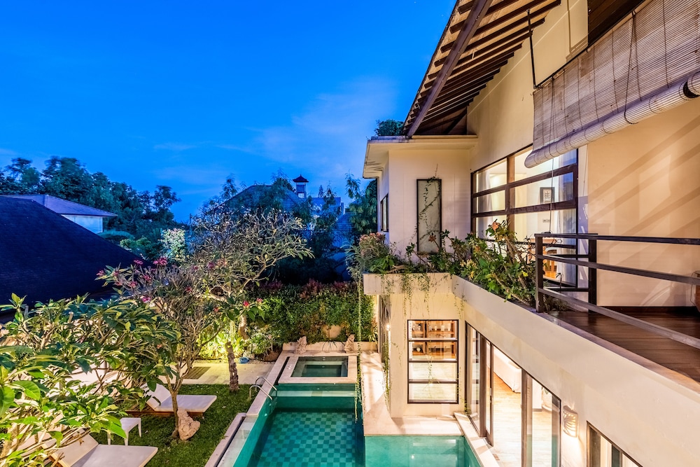 4-Bedroom Villa - Photo 2