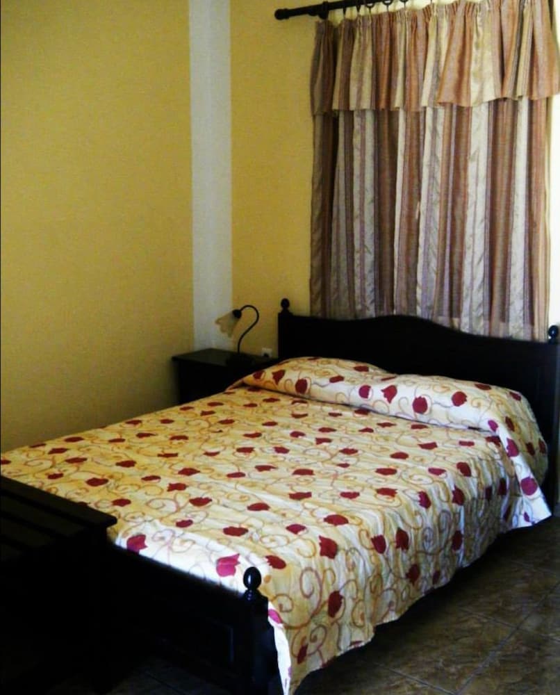 Basic Apartment, Sea View photo 3