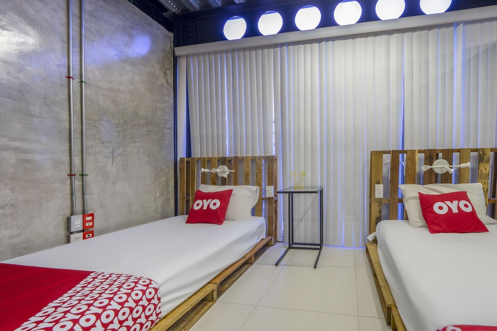 Premium Twin Room, Shared Bathroom photo 1