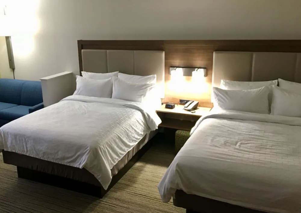 Standard Room, 2 Queen Beds, Accessible (Communications) photo 2