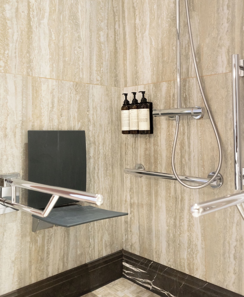 Room, 1 King Bed - Photo 7