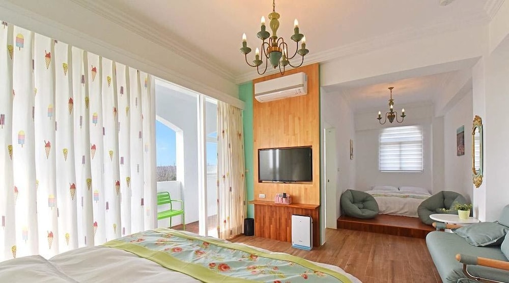 201 Quadruple Room - Photo 4