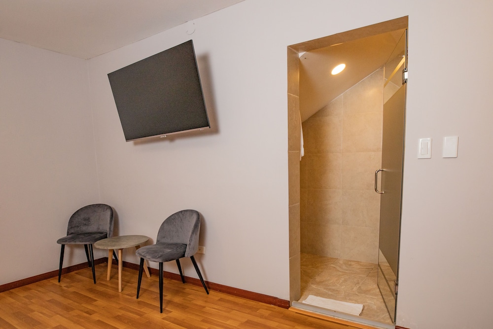 Family Apartment photo 3