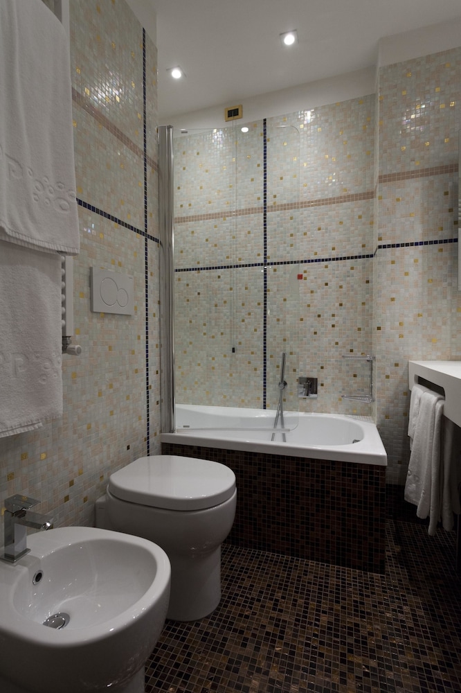 Double Room Single Use photo 3