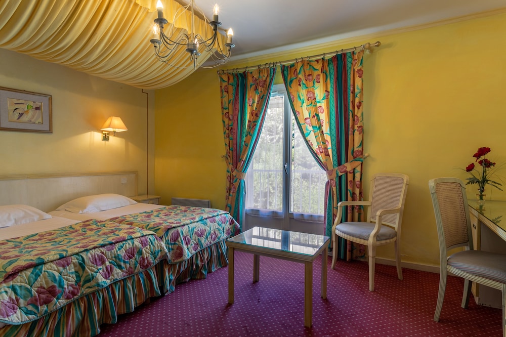 Comfort Twin Room