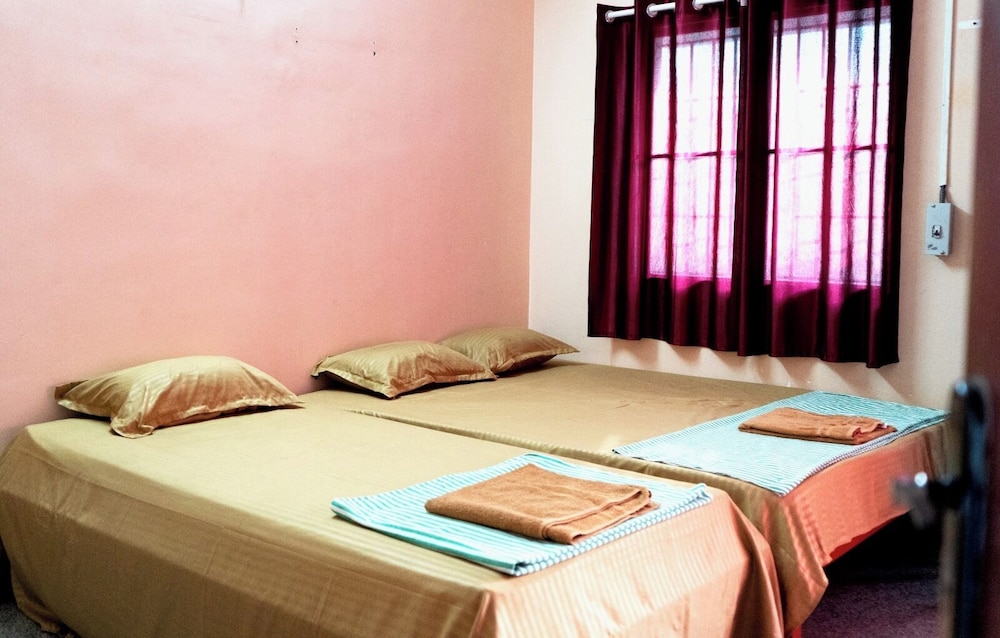 Comfort Triple Room