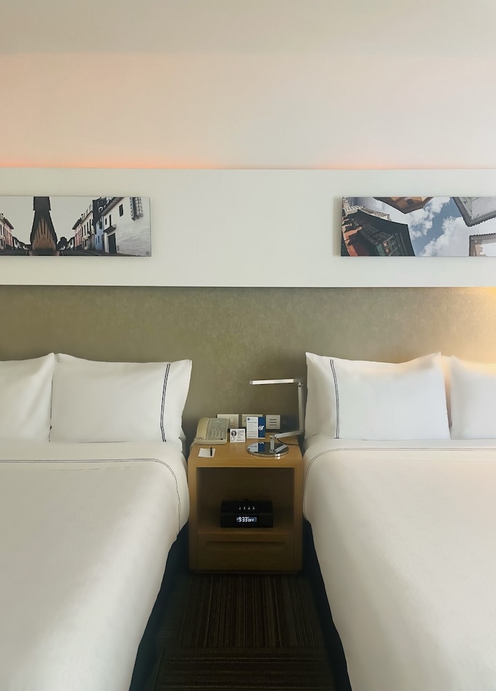Twin Room, 2 Double Beds - Photo 2