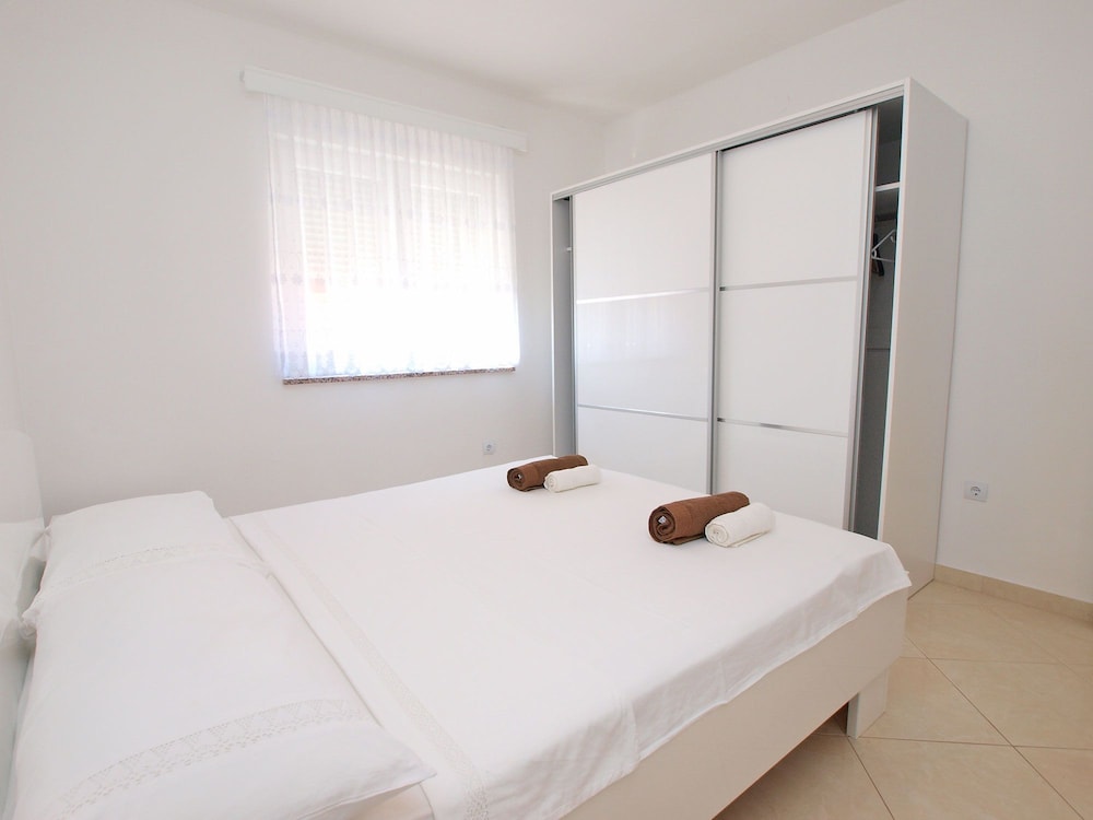 Apartment, 1 Bedroom (396/904)