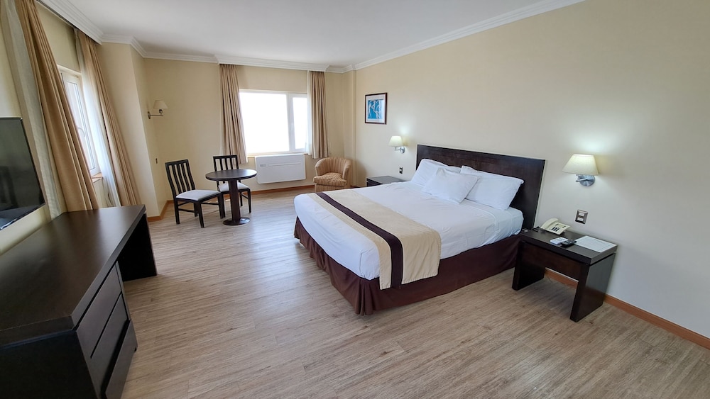 Single Room - Photo 11