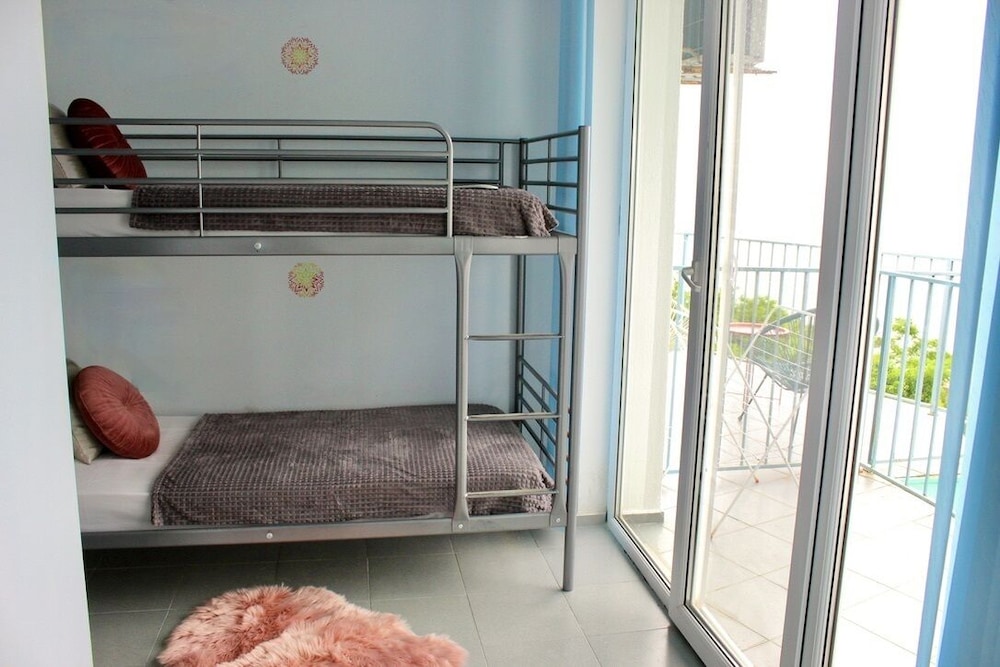 Family Room with Sea View and Two Rooms