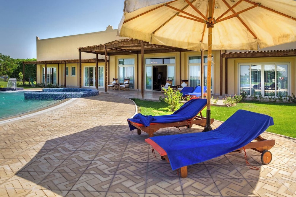 Royal Villa - Photo 4