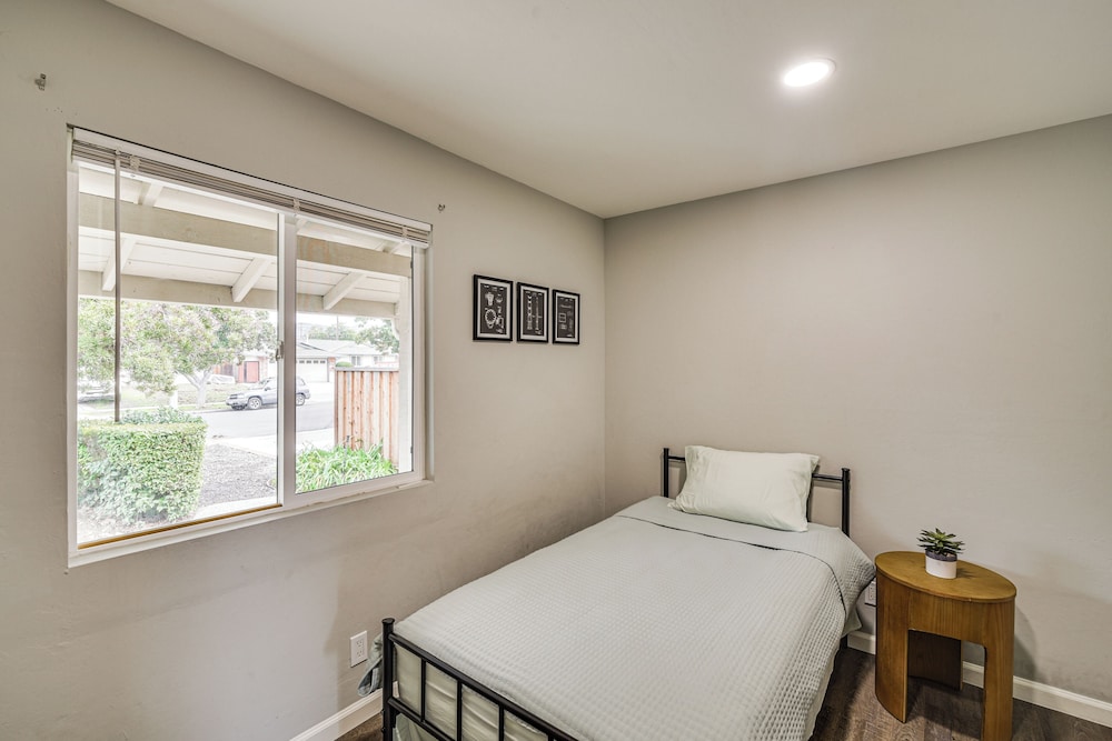 House (3 Bedrooms) photo 2