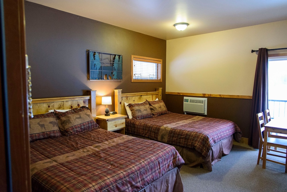 Studio, Kitchenette, Lake View (No Pets, Linens Included) photo 2