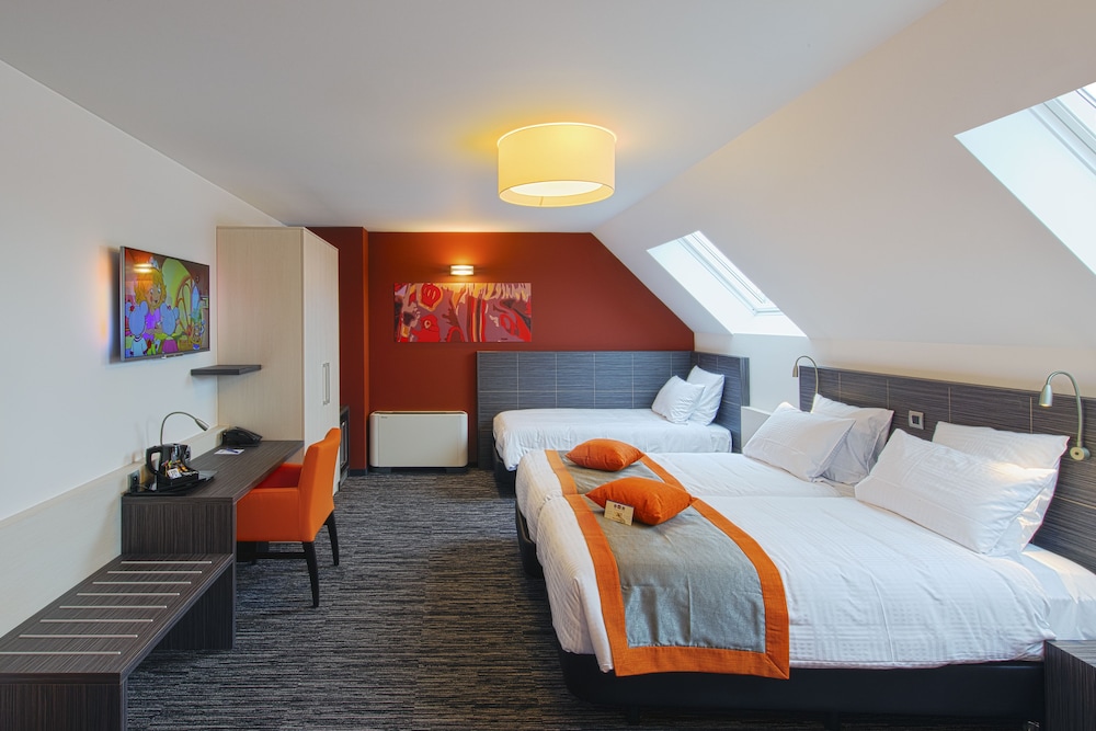 Executive Room photo 2