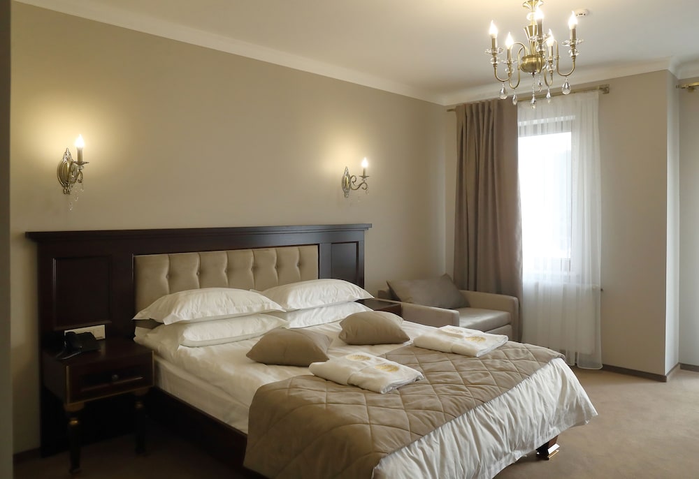 Deluxe Double Or Twin Room photo 3