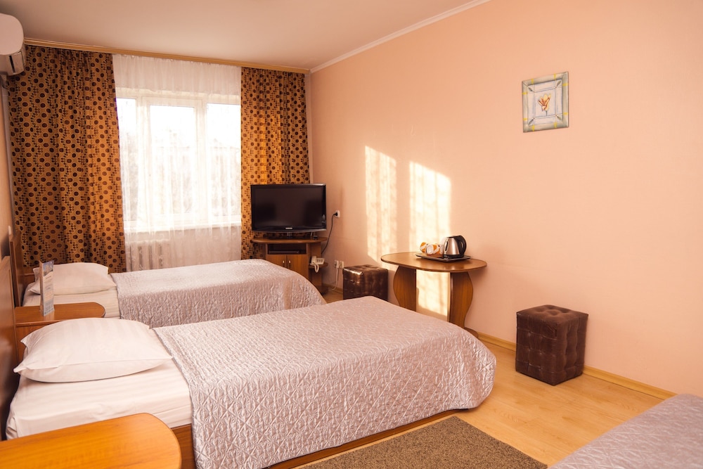 Standard Triple Room photo 2