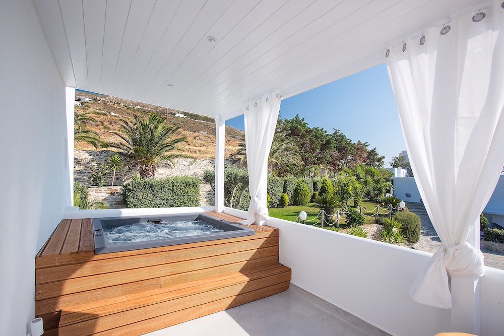 Comfort Suite (Outdoor Spa Bath) - Photo 13
