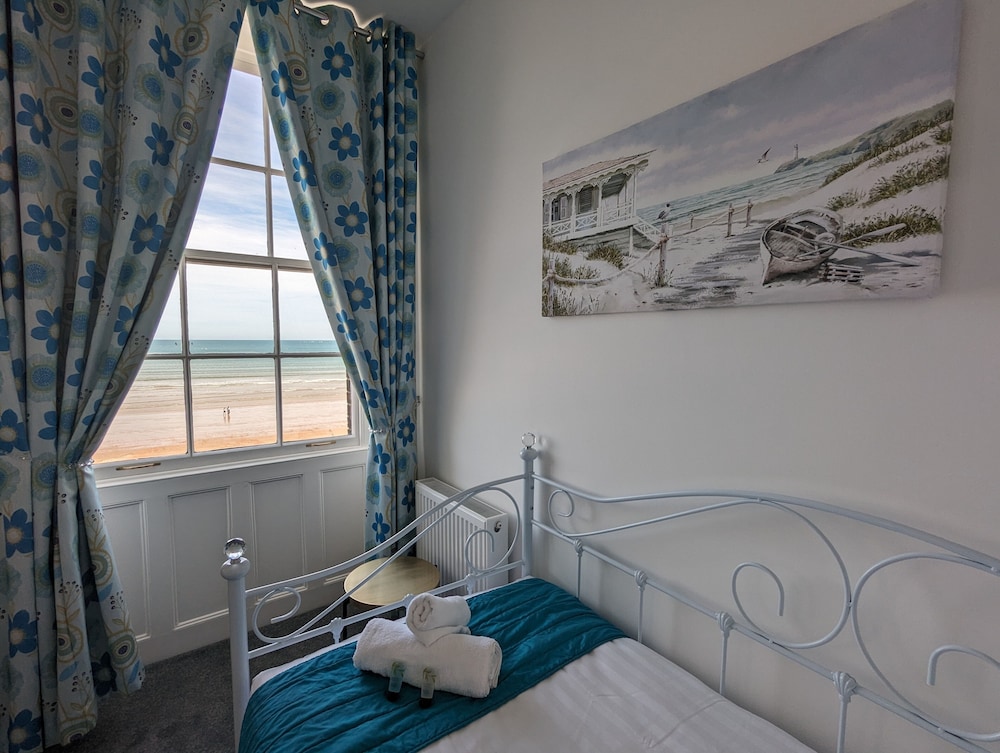 Triple Room, Multiple Beds, Beach View photo 3