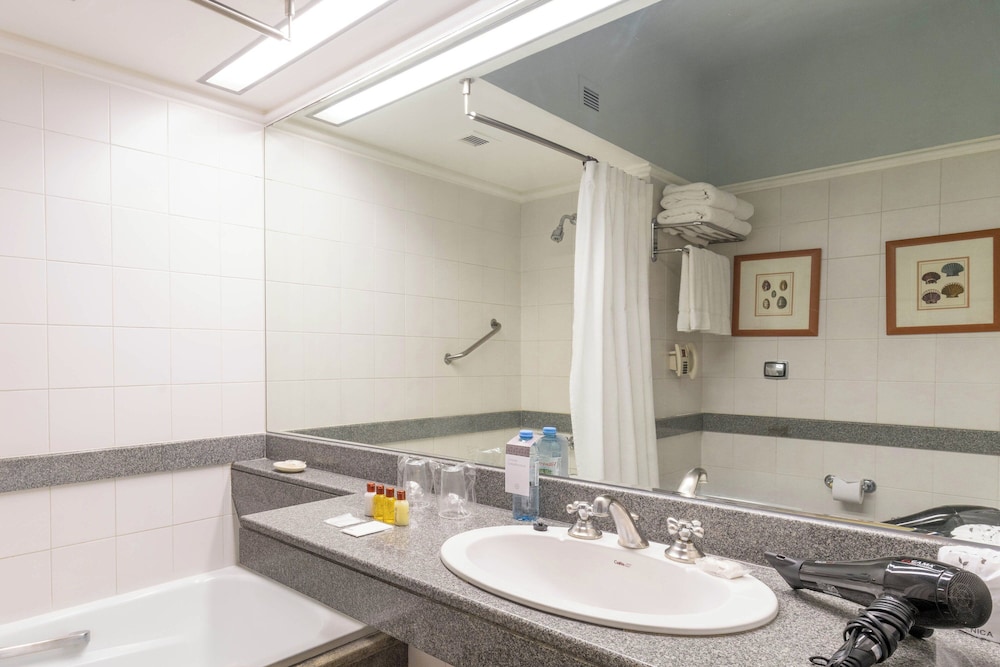 Junior Suite, 1 Bedroom, Ocean View photo 3