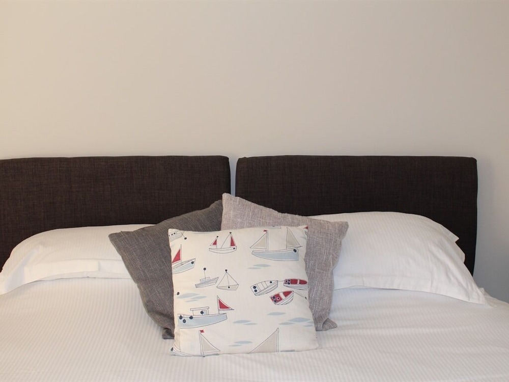 Apartment, Accessible, Private Bathroom (Orchard Garden Apartment) photo 3