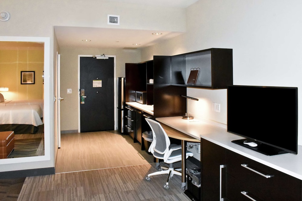 Studio, 2 Queen Beds, Accessible, Bathtub photo 2