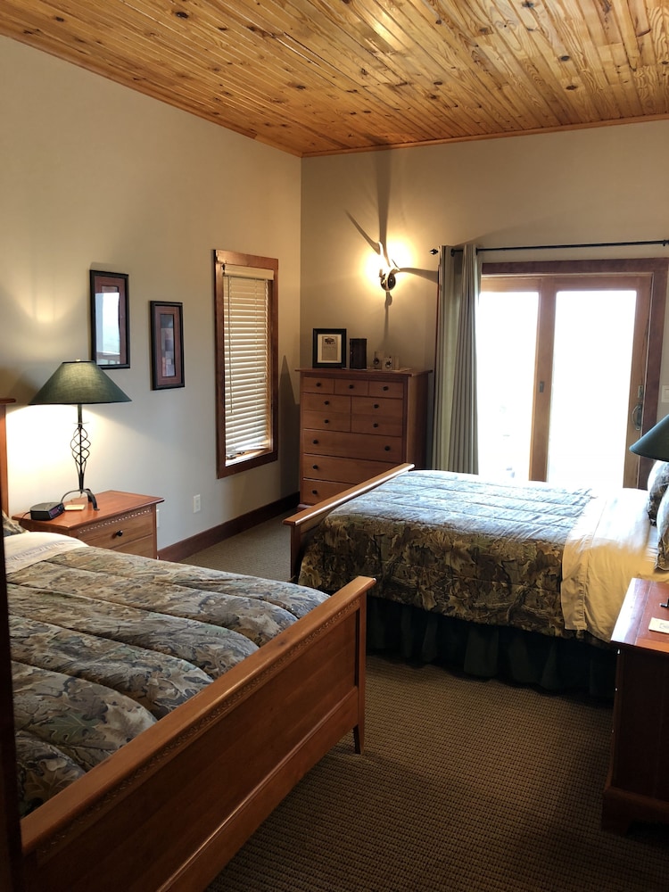 Partridge Room photo 1