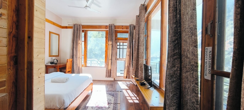 Premium Double Room, Balcony, River View photo 1