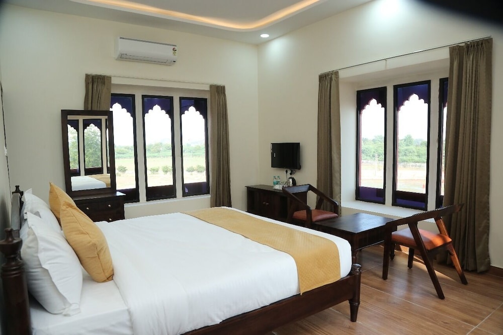 Superior Double Room, Garden View