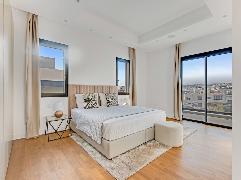 Appartamento, 3 camere da letto, balcone, vista città