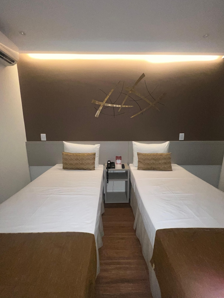 Standard Single Room, 2 Twin Beds photo 3