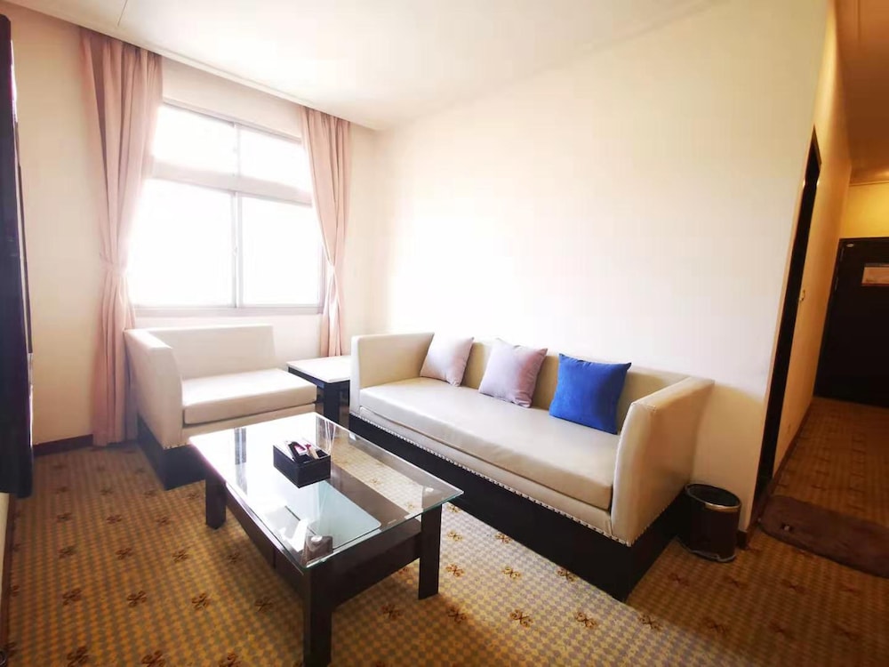 Triple Room, 3 Twin Beds, Non Smoking photo 3