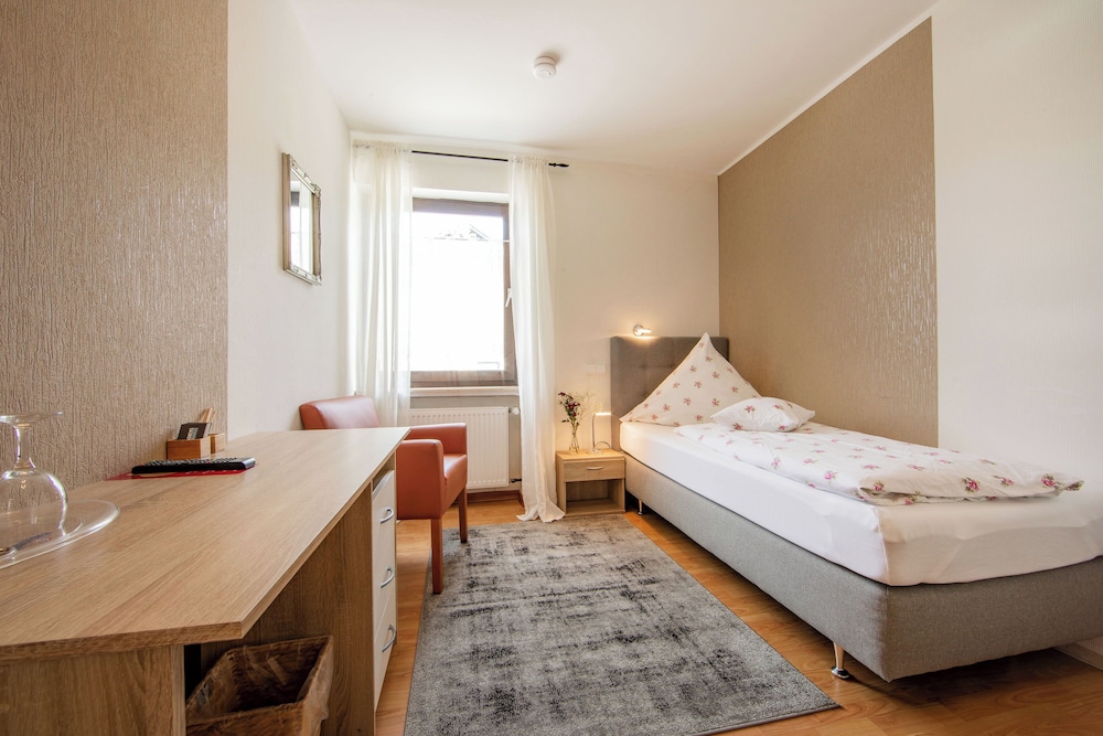 Basic Room