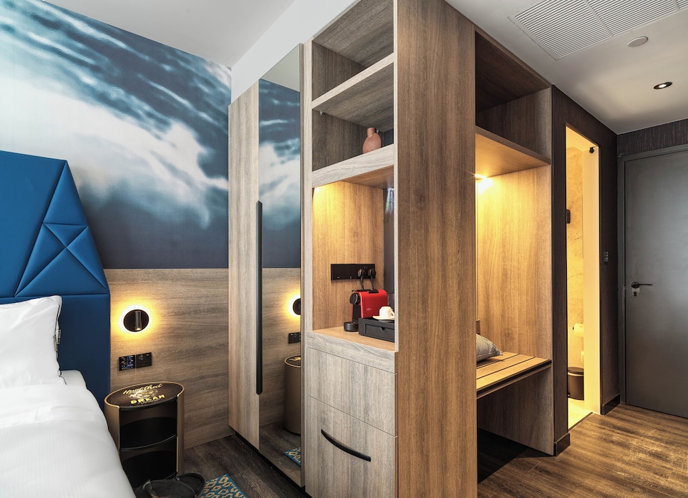 Design Double Star, Partial Sea View photo 2