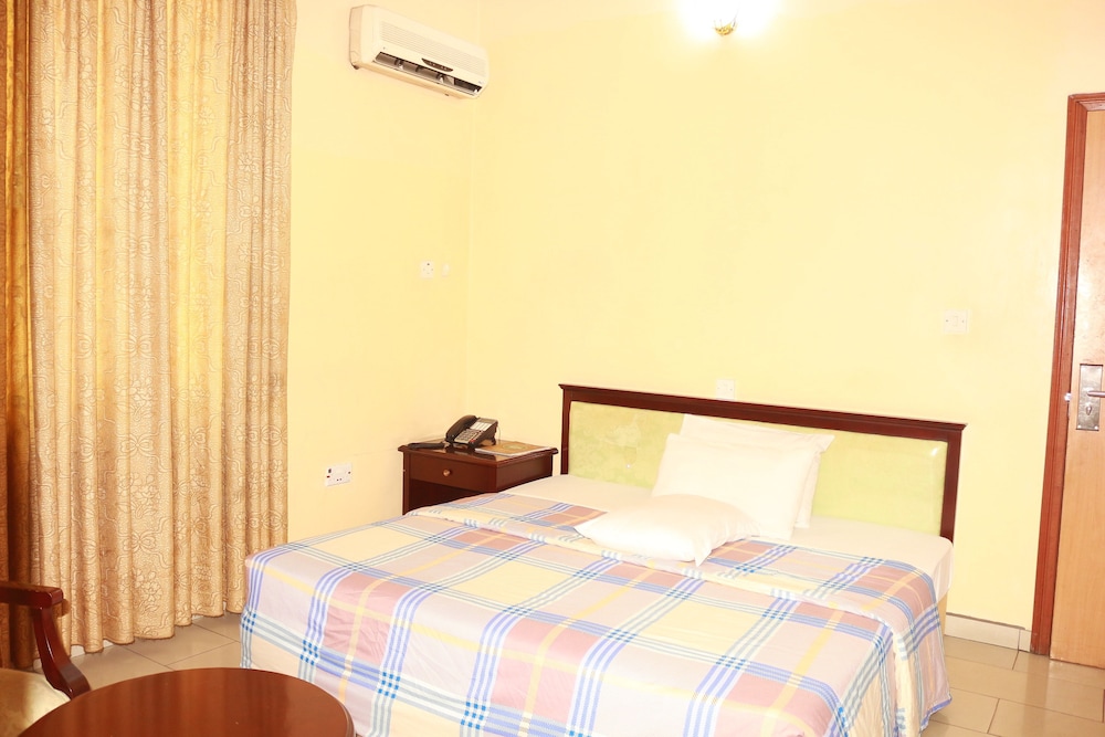 Standard Room photo 3