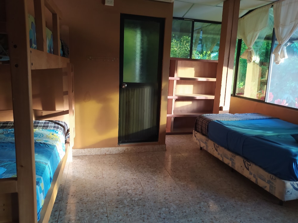 Comfort Triple Room, Multiple Beds, Private Bathroom, Garden View photo 2