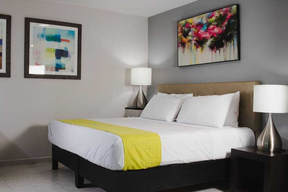 Deluxe Suite photo 1